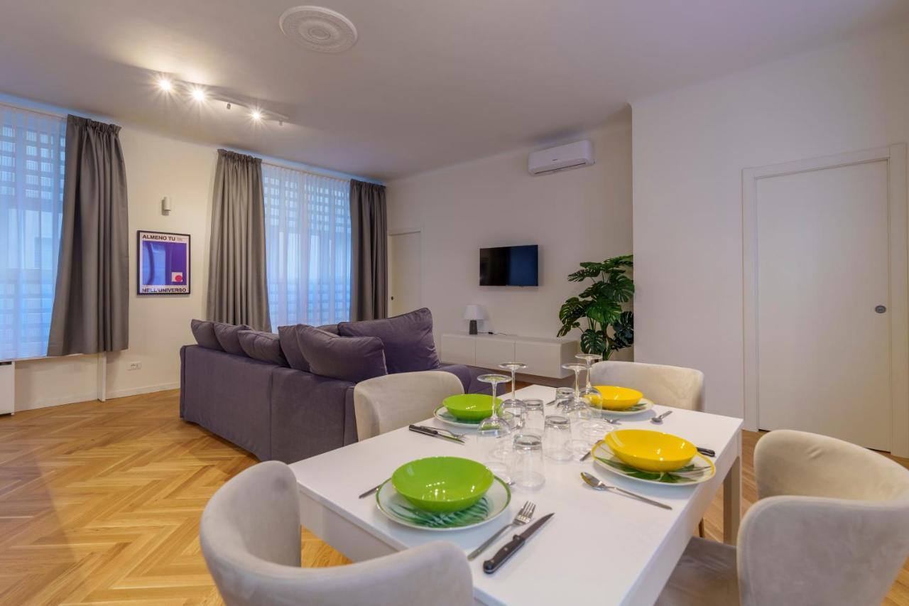Apartament Duomo-Porta VeneziaLuxury Wifi E Netflix Mediolan Zewnętrze zdjęcie