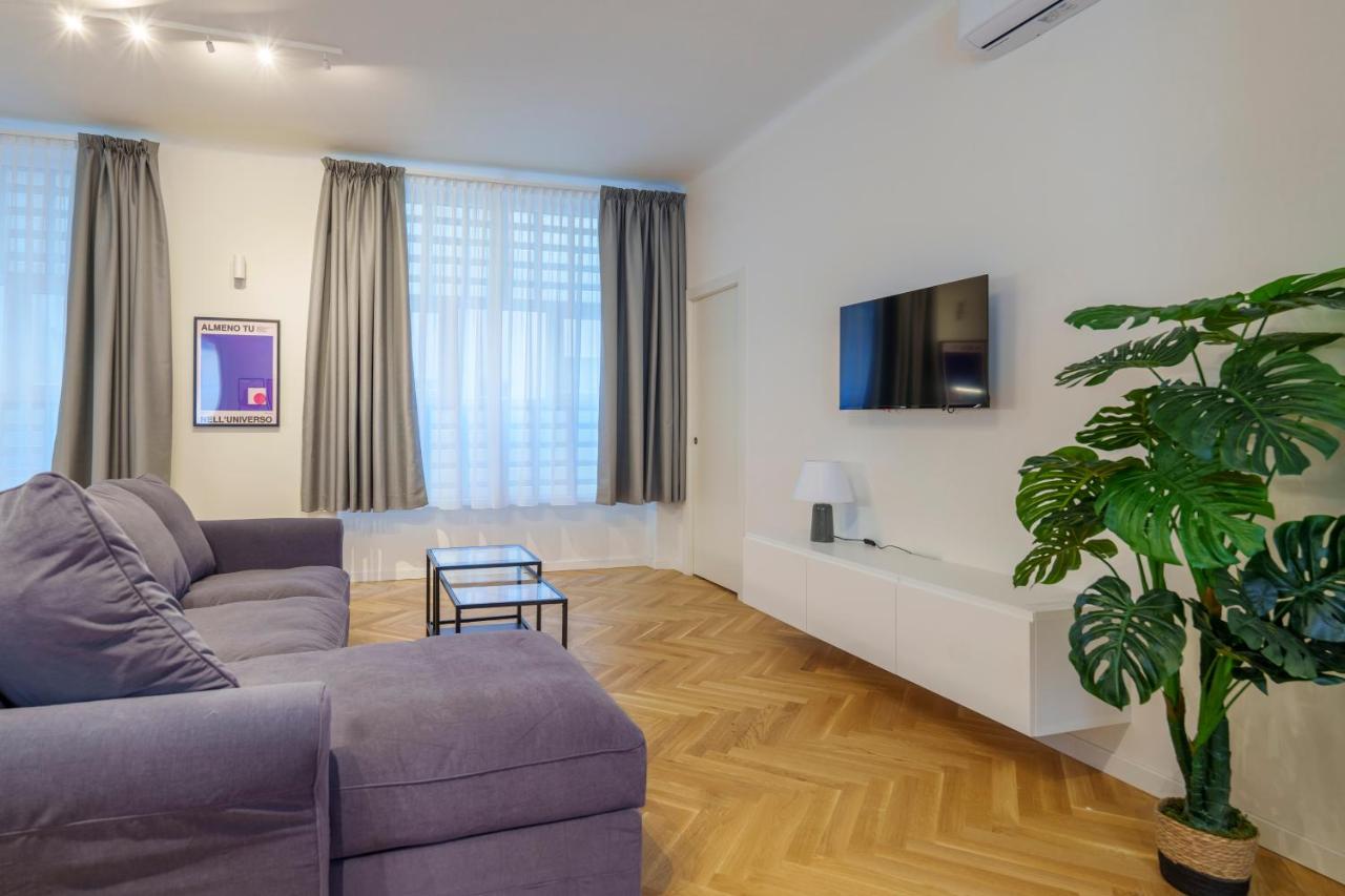 Apartament Duomo-Porta VeneziaLuxury Wifi E Netflix Mediolan Zewnętrze zdjęcie